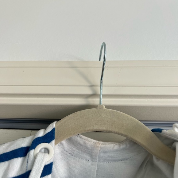 Vineyard Vines Limited Edition America’s Cup Bermuda Pullover - Picture 5 of 5